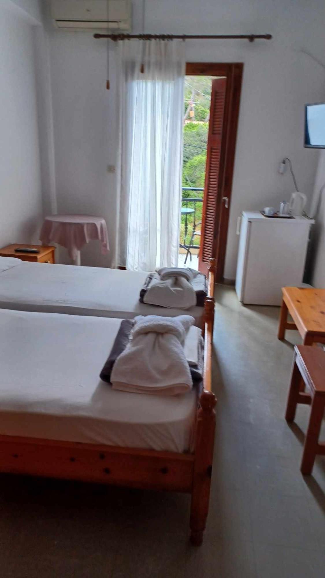 Hotel Rena Ágios Kírykos Eksteriør billede